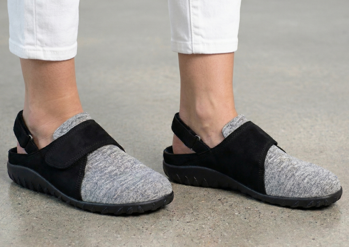 Adjustable breezy diabetic shoes for women with hook and loop closure