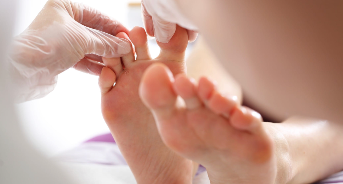 Navigating the Diabetes-Foot Connection: Understanding the Risk Factors - Diabetic Shoe - An Ortho Shoes Company