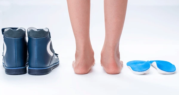 Enhancing Foot Function: The Impact of Arch-Support Insoles on Walking Biomechanics in Flat - Diabetic Shoe - An Ortho Shoes Company