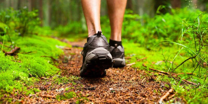 HOW TO CHOOSE THE RIGHT DIABETIC SHOES FOR HIKING AND OUTDOOR ACTIVITIES?