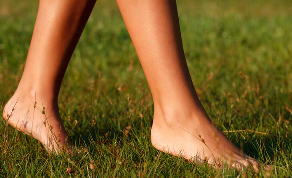 Why You Shouldn't Walk Barefoot If You're Diabetic - Diabetic Shoe - An Ortho Shoes Company