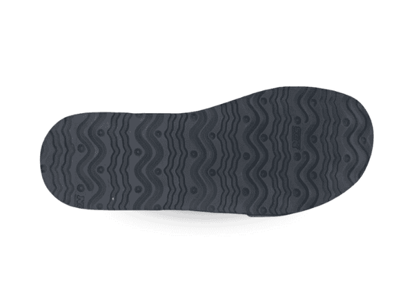 Anti-slip orthopedic footwear for men daily use