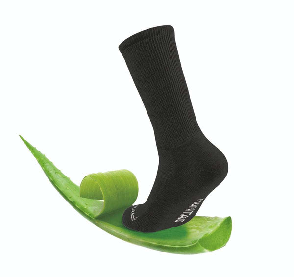 aloe vera diabetic socks for moisture and comfort