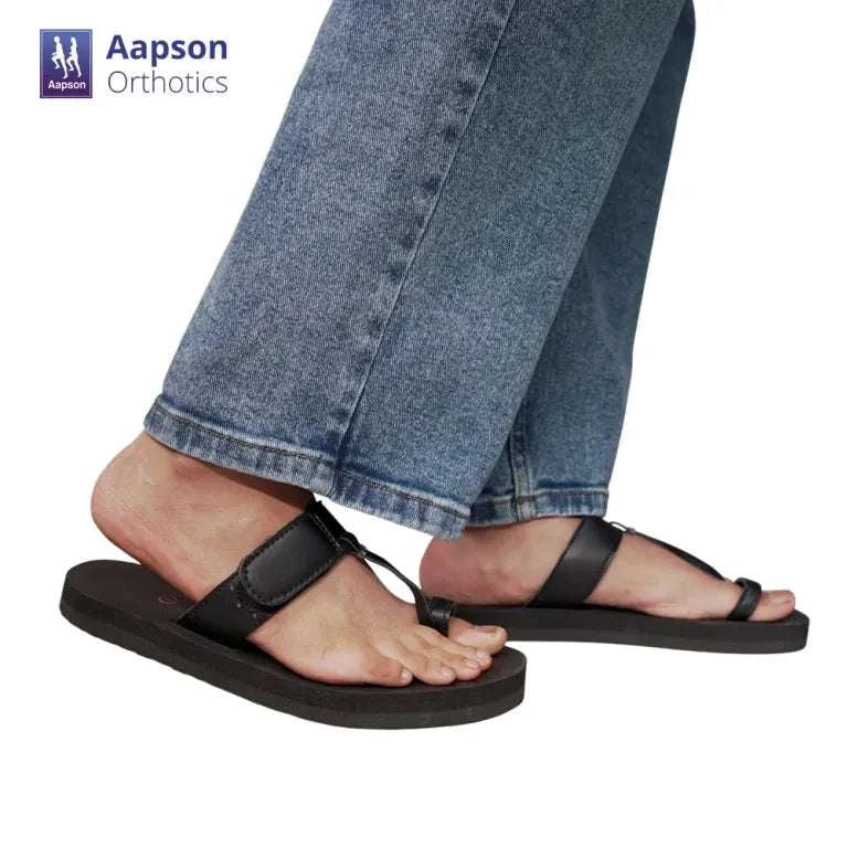 M.C.R. Footwear Toe Ring Slippers (Male / Female)